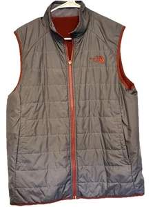 North Face Reversible Vest Jacket Mens Medium Two Tone Gray Burgundy Pockets - Picture 1 of 7
