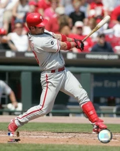 Aaron Rowand Philadelphia Phillies Licensed 8 X 10 Photo AAIF124 - Picture 1 of 1