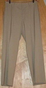 Mens Size 32 X 30 CLAIBORNE Khaki Color Pants Slacks NEW Without Tag - Picture 1 of 5