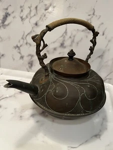 Antique copper kettle - Picture 1 of 4
