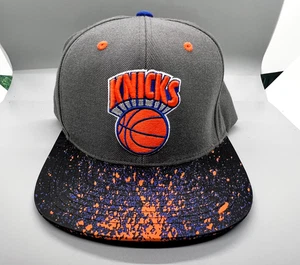 New York Knicks Mitchell & Ness Hardwood Classic NBA Adjustable Snapback Hat Cap - Bild 1 von 7