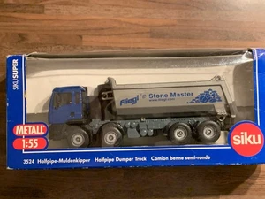 Siku 3524 MAN Halfpipe-Muldenkipper Fliegl Super-Serie 1/55 in OVP - Bild 1 von 3