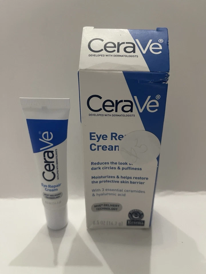 Crema reparadora de ojos CeraVe para ojeras e hinchazón Foto 1 de 1