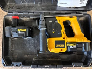 Dewalt DC213 18 volt xrp sds-plus drill and breaker, Cased PLUS 2 18v Batteries. - Picture 1 of 12