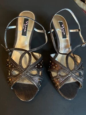 Sandálias femininas Nina Cameron salto elegante marrom cristal cintilante 10M - Imagem 1 de 4