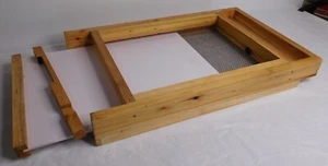 Bottom Board for Bee Hive, 100% Beeswax, Stainless Steel Mesh for 8 Frame Hive - Picture 1 of 5