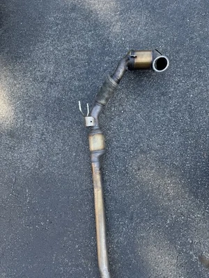 Tubo descendente convertidor catalítico OEM Audi S3 8v Foto 1 de 4