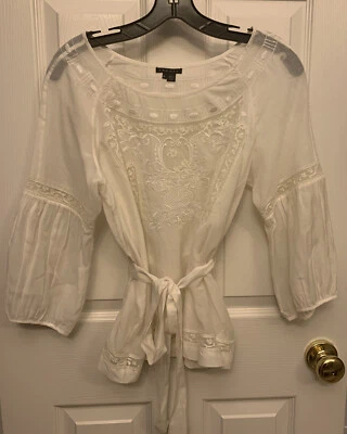 Top crema con cinturón vintage Theory para mujer mangas globo bordadas talla mediana Foto 1 de 4