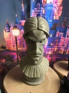 Disney The Haunted Mansion Library Bust Statue-new - Picture 1 of 6
