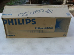 Box of 34 - Philips PL-C 13W/27 Double Tube Compact Fluorescent Lamp 33943-2 - Picture 1 of 11