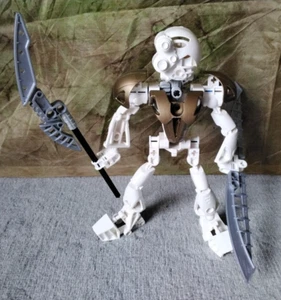 Lego Bionicle Titan Warrior: 8596 Takanuva weiß/gold lose ohne Bike Figur Waffen - Bild 1 von 3