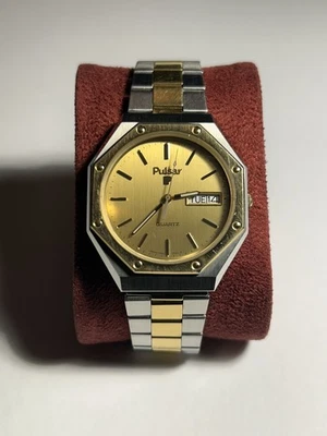 Reloj deportivo vintage Pulsar roble cuarzo 35 mm esfera dorada dos tonos para hombre  Foto 1 de 4
