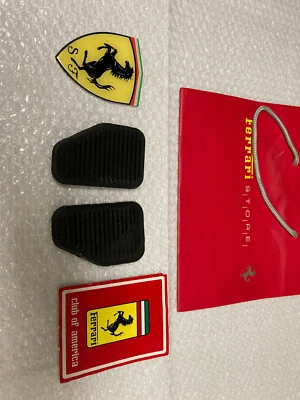  Juego de pastillas de pedal de freno y embrague Ferrari 308-GTS-GTB-GTSi-GTBi-QV y todo Mondial. Foto 1 de 4