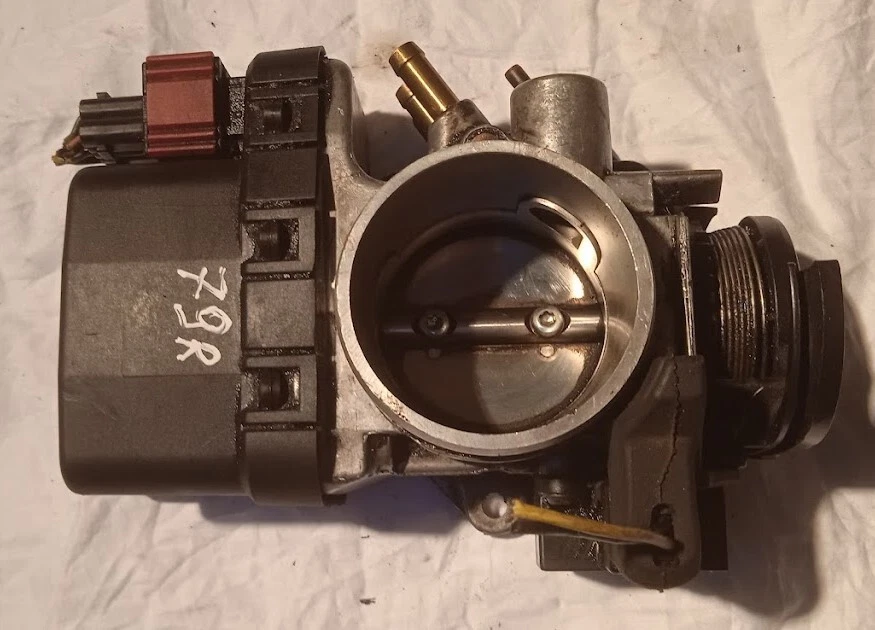 CUERPO ACELERADOR SAAB ORIGINAL 9188186 007616-00 4967535 Foto 1 de 4