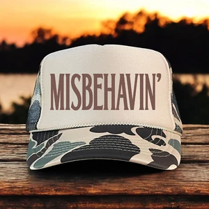 Sombrero de camionero para mujer MISBEHAVIN' clásico bronceado camuflaje espuma - Imagen 1 de 6