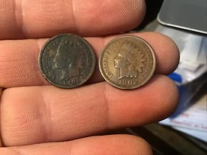 2 Different Dates Low Grade Indian Head Cents 1907 & 1902 , 2 Coins - Picture 1 of 3