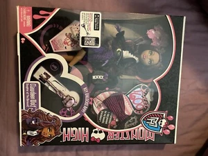 Monster High Sweet 1600 Clawdeen New - Picture 1 of 1