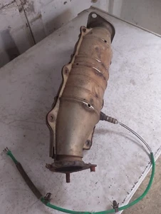 honda s2000 catalytic converter oem - Picture 1 of 3