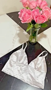 Weißes elegantes Satin V-Ausschnitt Crop Top Bralette | Größe L | - Bild 1 von 10