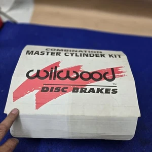 NASCAR Wilwood Master Cylinder Reservoir Remote Racing Parts Lot Hot Rod NEW - Bild 1 von 7