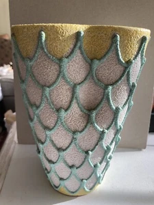 Vintage Fratelli Pottery? 7” High Scalloped Textured Vase,Retro,Italy - Picture 1 of 9