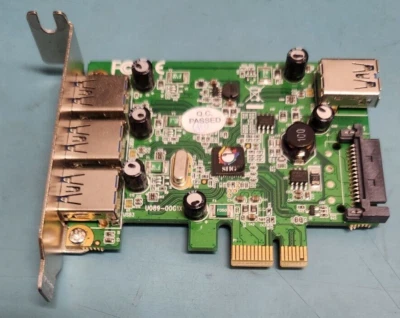 SIIG BLB1425X JU-P40213-S1 4 USB 3.0 Port PCI Expresss Card - Image 1 of 4