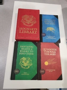 Harry Potter Books - Hogwarts Library 3 Hardcover Book Box Set J.K. Rowling - Imagen 1 de 4