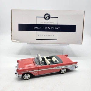 Pontiac Bonneville 1957 Franklin Mint LE convertible rosa 1/24 con certificado de autenticidad #1440/2500 - Imagen 1 de 21