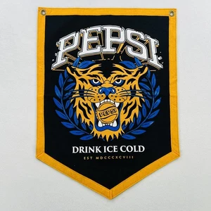 Oxford Pennant Pepsi Tiger Felt Wall Banner Flag Drink Ice Cold Made in USA - Picture 1 of 17