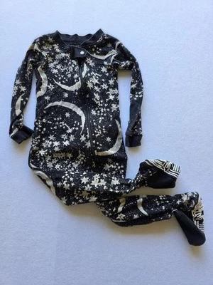 Burt's Bees Celestial Moon Stars Snug Fit Footed Sleeper Size 18 Months NWT - Image 1 of 4