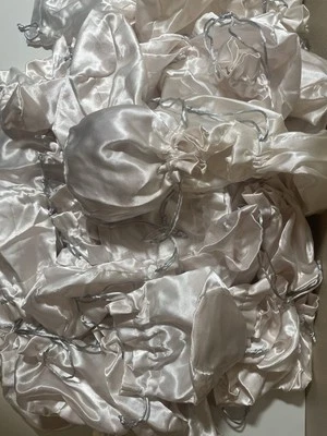 50  Satin Drawstring White Bag with Lace & Pearls Wedding, Communion purse - Image 1 of 4