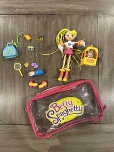 Vintage Betty Spaghetty Around The World Doll Set Pet Parts Toys - Picture 1 of 8