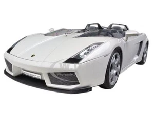 LAMBORGHINI CONCEPT S PEARL WHITE 1/18 DIECAST AUTOMODELL VON MOTORMAX 79156 - Bild 1 von 6