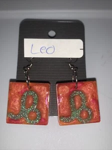 Handmade Resin Dangle Earrings zodiac Leo - Bild 1 von 1