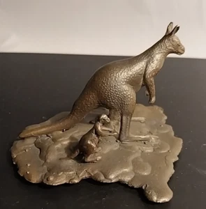 VTG Miniature Bronze Kangaroo Figurine Amazing Patina Zero Issues - Picture 1 of 12