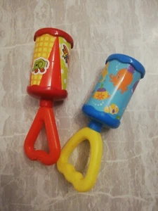 2 x Simba Rassel Rasseln bunt Meer, Fische, Meerestiere, U-Boot, Tiere, ABC 😀 - Bild 1 von 1