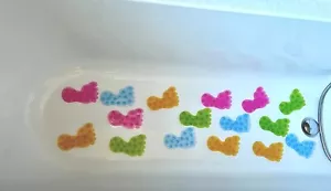 Rutschfeste Baby Badematte Kinder Sicherheit Kinder Dusche Saug Aufkleber 4 blaue Füße - Bild 1 von 10
