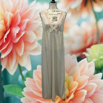 Vestido de noche pequeño vintage Gilead rosa marfil transparente recortado cuello en V de nailon para mujer Foto 1 de 4