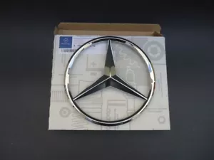 MERCEDES BENZ W205 C CLASS GRILLE GRILL STAR LOGO C300 W/O DIS 2015-UP GENUINE - Bild 1 von 1