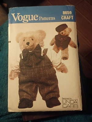 Vogue Pattern number 8659 Teddy Bear designed by Linda Carr - Image 1 of 2