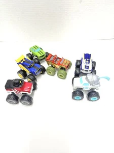 Lotto 6 Blaze and the Monster Machines Camion Cavaliere Cintura Nera Mimetica Fuoco - Foto 1 di 7