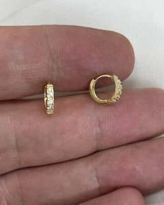 Original 9KT Gelbgold SCHARNIERTE CZ OHRRINGE - 0,65 Gramm Gold Scharnierte Ohrringe 6 mm - Bild 1 von 6