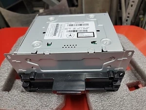 Genuine Mopar Radio Media Player 05064547ZN Chrysler - Picture 1 of 5