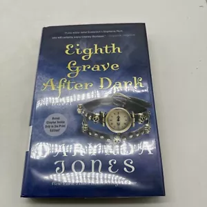 EIGHTH GRAVE AFTER DARK (CHARLEY DAVIDSON) By Darynda Jones - HC/DJ Ex Library - Picture 1 of 13