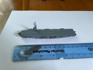 NEPTUN - N 1320 - USS COMMENCEMENT BAY - METAL SHIP MODEL(8) - Picture 1 of 3