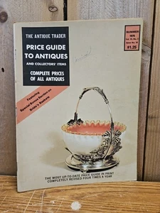 The Antique Trader Price Guide To Antiques Summer 1975 Brides Baskets - Imagen 1 de 7