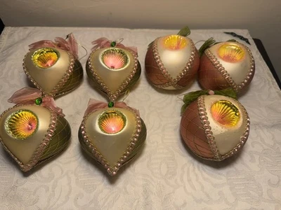 Adornos de vidrio sangría adornos rosas y verdes victorianos vintage. Juego de 7 Foto 1 de 4