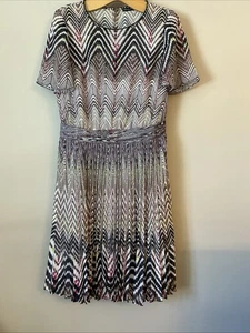 Karen Millen Beautiful Prinr Dress - Size 14 - Picture 1 of 3