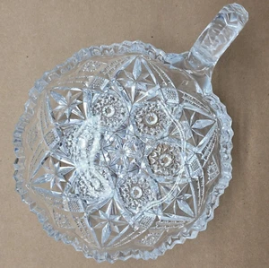 NUCUT Imperial Cut Crystal Glass Radiant Daisey Nut Candy Nappy Bowl Gorgeous! - Picture 1 of 5