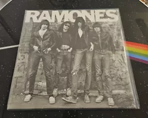 Ramones 180 Gram Red Vinyl LP + 45 Mono Blitzkrieg Bop 3000 Made Sealed New - Picture 1 of 2
